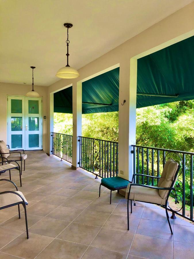 Tio Pepe'S Guest House Aibonito Εξωτερικό φωτογραφία